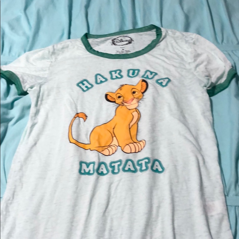 short sleeve shirt